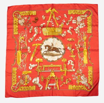 HERMES
Carré en twill de soie modèle 