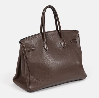 HERMES
Sac Birkin en veau togo chocolat,...