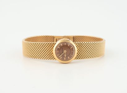 JAEGER LECOULTRE
Ladies' wristwatch in yellow...