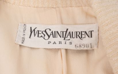 YVES SAINT LAURENT
Veste en lainage ivoire...