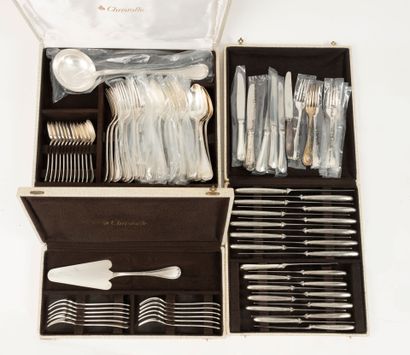 CHRISTOFLE
Partie de ménagère en métal argenté...