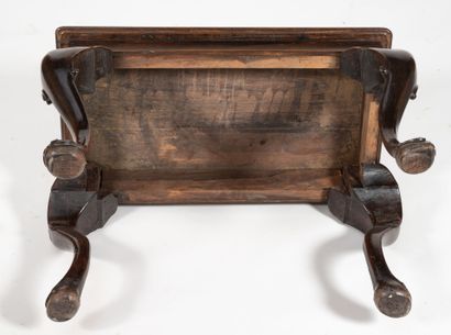 PORTUGAL (?)
Small rectangular middle table...