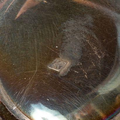 Tasse et sous tasse en argent (950) à décor...