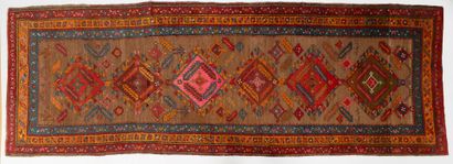PERSE, type Hamadan, XXème siècle
Polychrome...