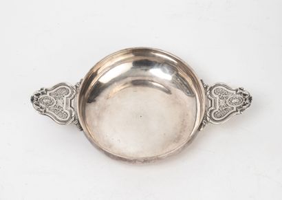 Écuelle en argent (950) à oreilles découpées...