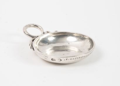 FRANCE,
Taste-vin circulaire en argent (950),...