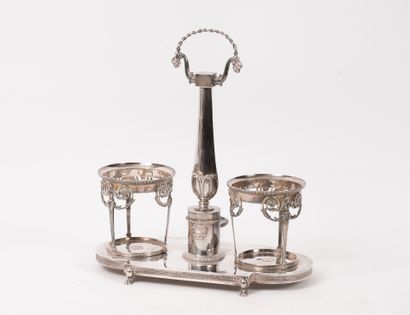 Porte-huilier en argent (950) à décor de...