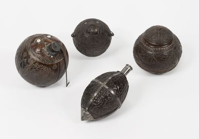 Four coconuts, 19th century :
- one forming...
