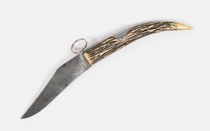 Espagne ou CORSE
4 large knives, 2 of which...