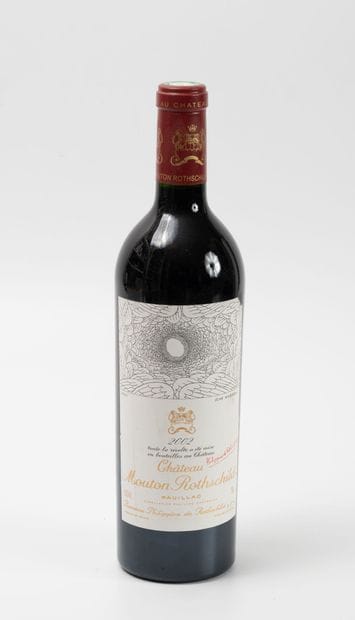 CHÂTEAU MOUTON ROTHSCHILD
1 bouteille, 2002.
GCC1...