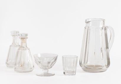 BACCARAT
Partie de service en cristal modèle...