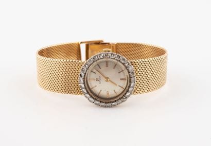 OMEGA
Ladies' wristwatch in yellow gold (750)...