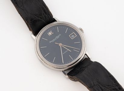 IWC
Men's stainless steel wristwatch, round...