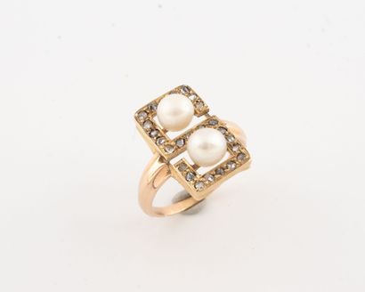 Bague en or jaune et rose (750) à motif d'un...