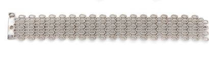 GAY Frères
Attractive ribbon bracelet in...