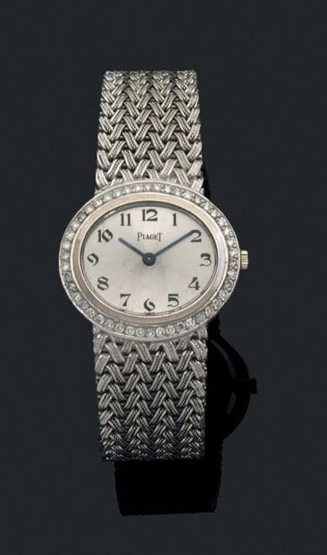 PIAGET
Beautiful ladies' wristwatch in white...