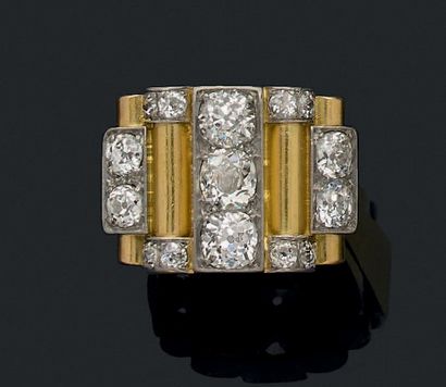 Beautiful Tank ring in yellow gold (750)...