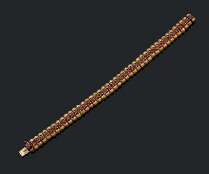 MAUBOUSSIN
Attractive articulated bracelet...