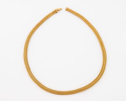 Yellow gold (750) soft link necklace.
Ratchet...