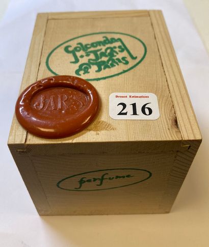 JAR'S Paris
Golconda fragrance.
In a wooden...