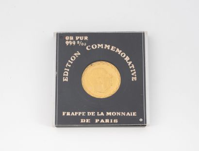 FRANCE
Commemorative medal in yellow gold...