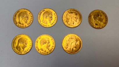 FRANCE
Lot 7 pieces of 10 francs gold : 
-...