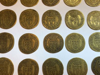 FRANCE
Lot of 21 Louis XIV metal tokens.
Scratches,...