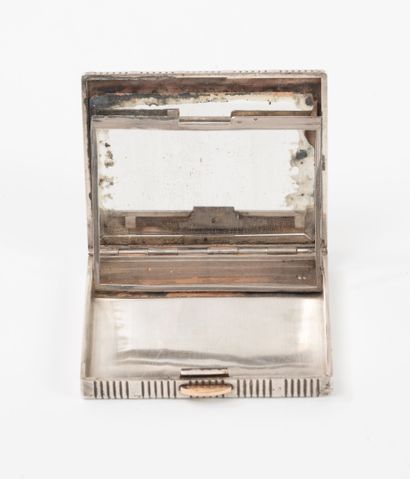 CARTIER 
Small silver case (800) with grooved...