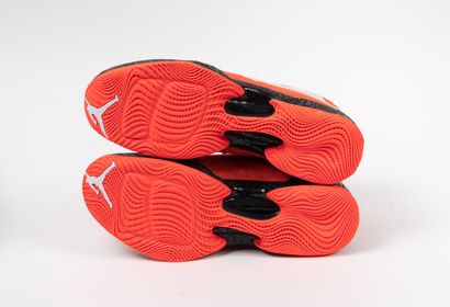 NIKE Air Jordan XX9 Infrared 23
Pair of Nike,...