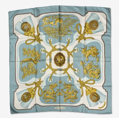 HERMES
Hermès square in silk twill.
Model...