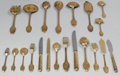 QUEILLE
Ménagère en vermeil, à décor de rubans...