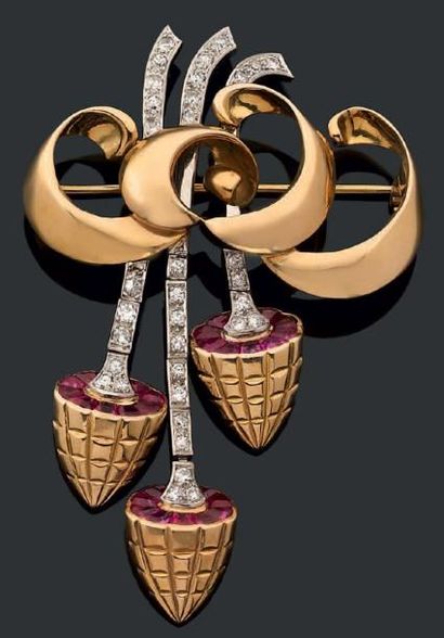 Elégante broche or stylisant un noeud retenant...