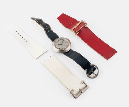 Pierre CARDIN
Steel ladies' wristwatch, round...