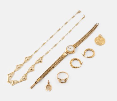 Lot of jewelry in yellow gold (750) including...