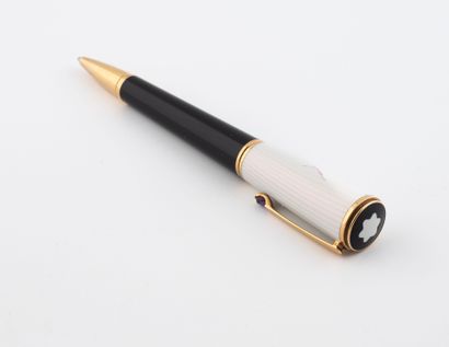 MONTBLANC
Ingrid BERGMAN La donna model.
Black...