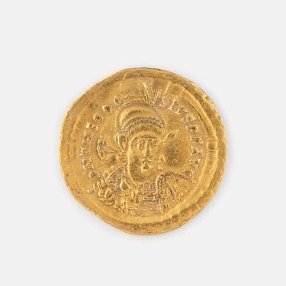 Solidus in yellow gold with representation...
