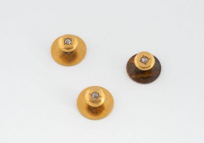 Three yellow gold (750) breastplate buttons...