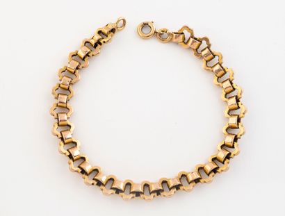 Fancy link bracelet in yellow gold (750).
Spring-ring...