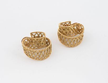 Pair of openwork earrings in yellow gold...