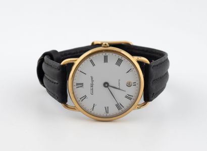 Emile PEQUINET
Men's wristwatch. 
Round gilt...