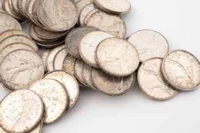 Lot of sixty-six silver 5 franc coins. 
Total...