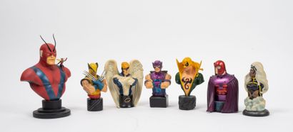 MARVEL
Lot de figurines issues de l'univers...