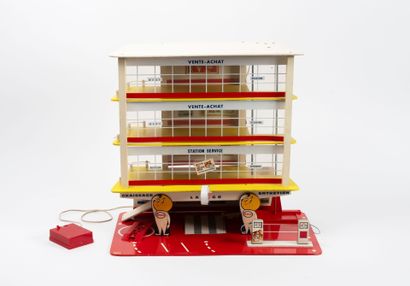 Esso Service multi-storey garage.