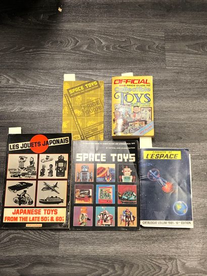 Lot de 5 ouvrages divers comprenant. : 
-...