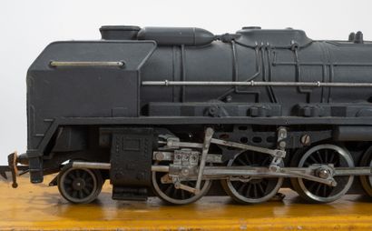 JEP
Locomotive and tender 141 P.
O gauge.
Damage,...