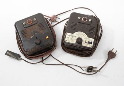 JEP
Set of two transformers.
Damage, missing...