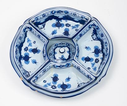 Christian DIOR, Paris
Plat à hors d'oeuvres...