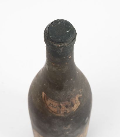 ROMANEE-CONTI
1 bouteille, 1924.
Niveau vidange.
Rayures,...