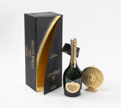 LAURENT-PERRIER
1 bouteille, 1990.
Champagne...