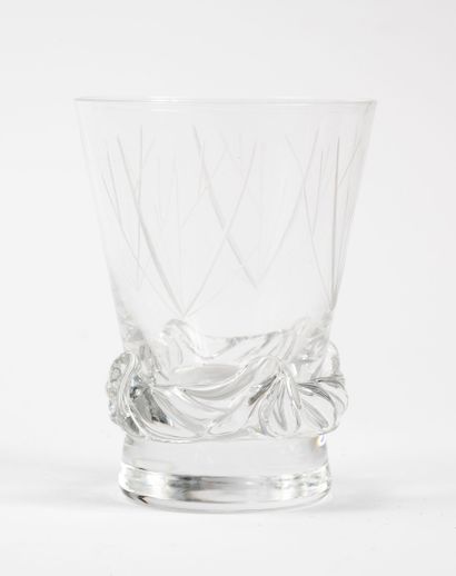 DAUM FRANCE
Suite de douze petits verres...